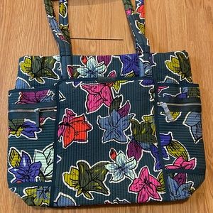 Vera Bradley Tote Iconic Deluxe Falling Flowers New with Tags